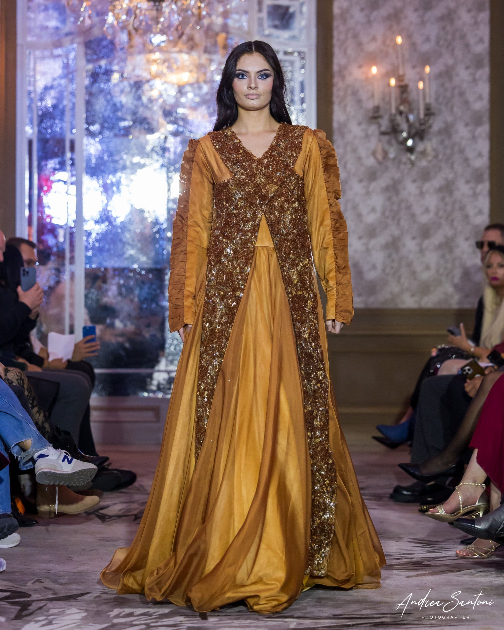 Aurelia Majesté Gown